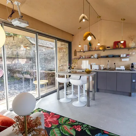 Les Parentheses Holiday home